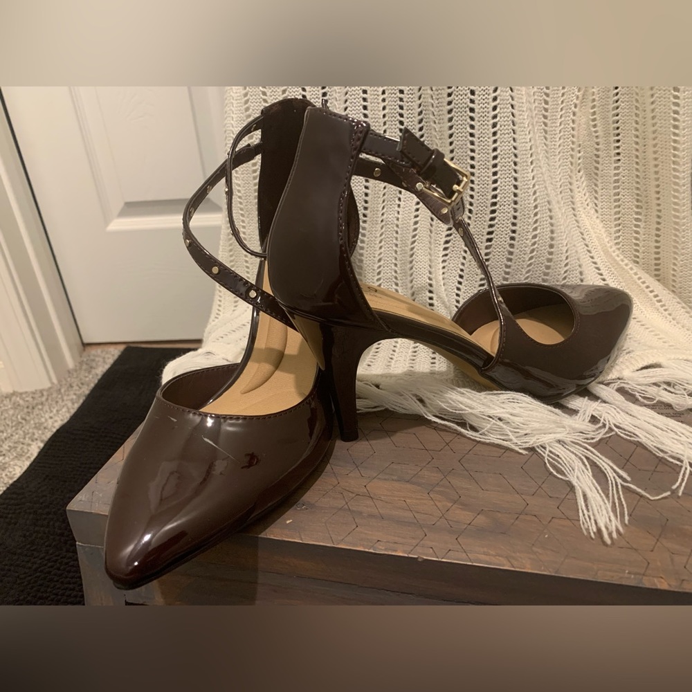 Apt 9, wine 3 inch, pumps